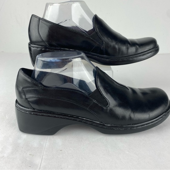 Clarks Womens 8.5 Black Leather Grasp Chime Slip On Comfort Shoe - Picture 1 of 6